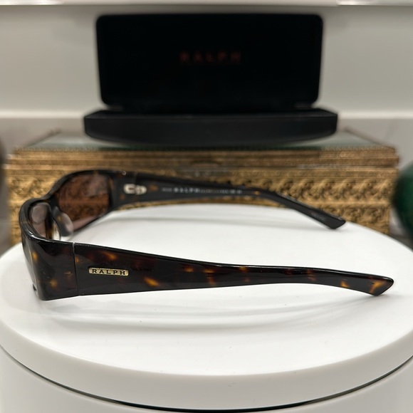 Ralph Lauren Brown/Amber Tortoiseshell Sunglasses EUC & RL Hard-Case EUC - Picture 8 of 17